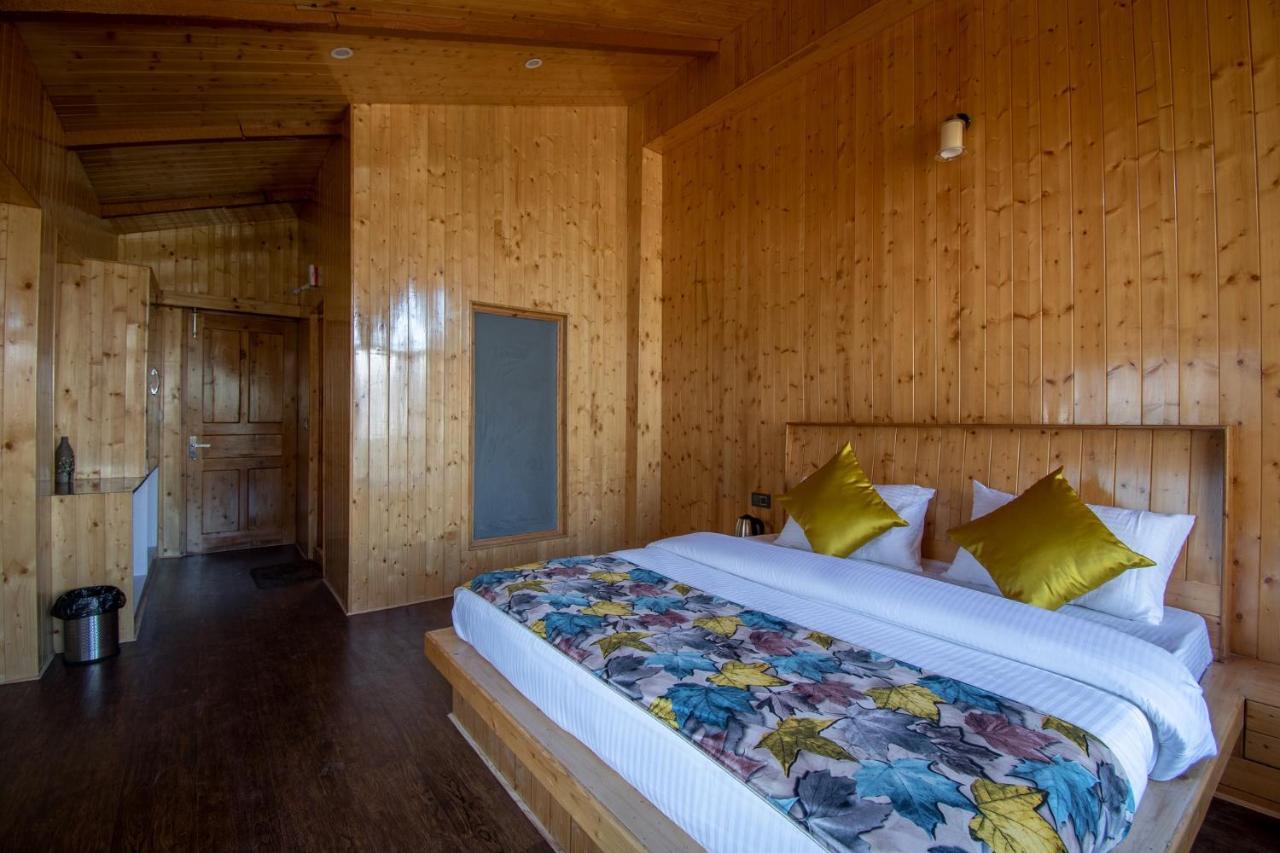 Rocky Mountain Jibhi Hotel Exterior foto